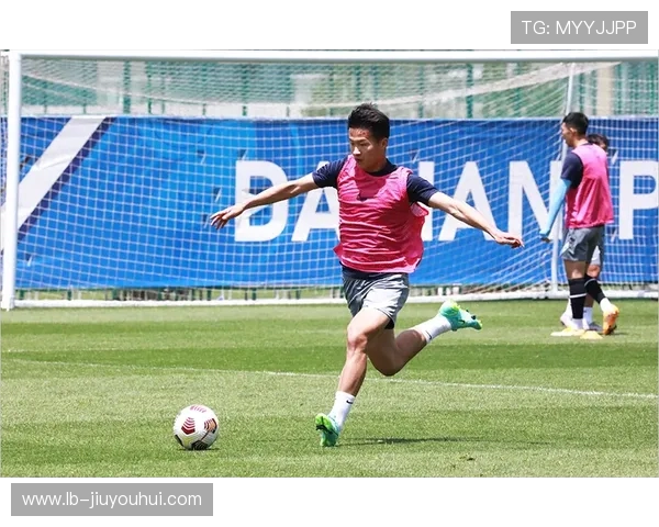 许恩泽:从少年足球才俊到职业赛场的蜕变与突破